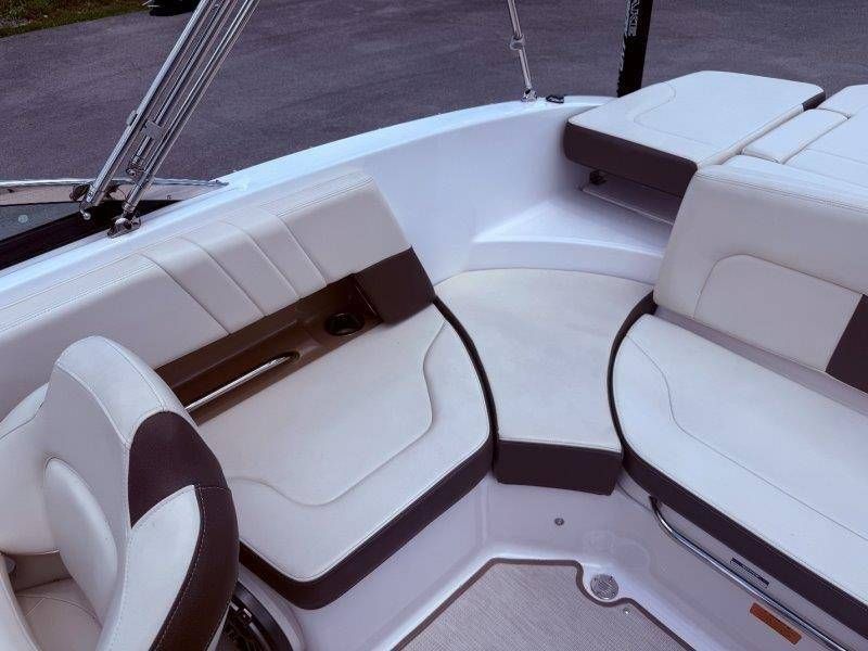 2020 Chaparral 237 SSX - 41