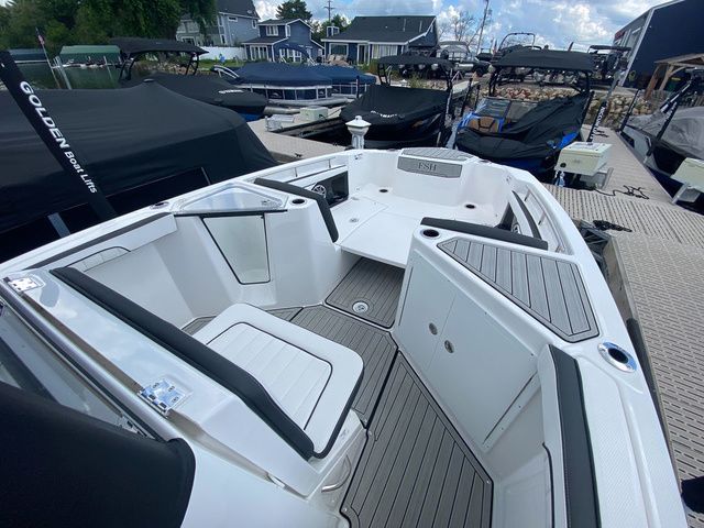 2024 Yamaha Boats 255 FSH Sport H - 18