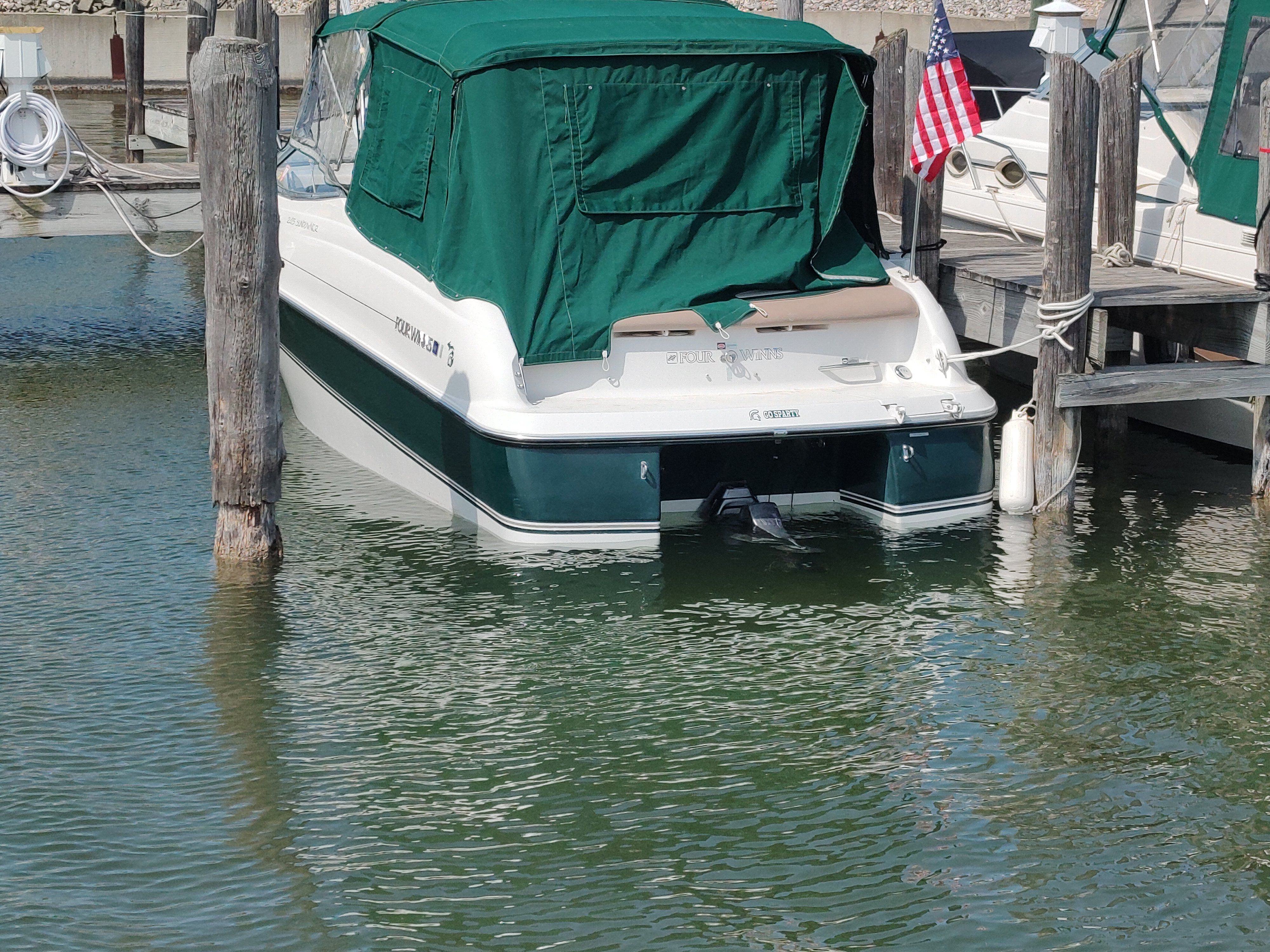 1998 Four Winns 245 Sundowner - 4