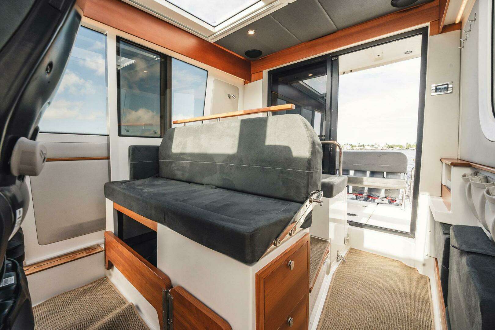 2021 Nimbus C-11 - Image 14