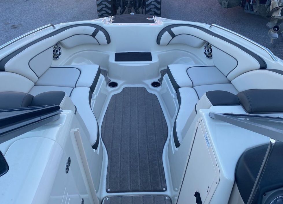 2014 Yamaha Boats 242 Limited S - 4