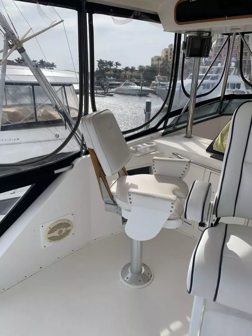 1985 Ocean Yachts Super Sport - Image 8