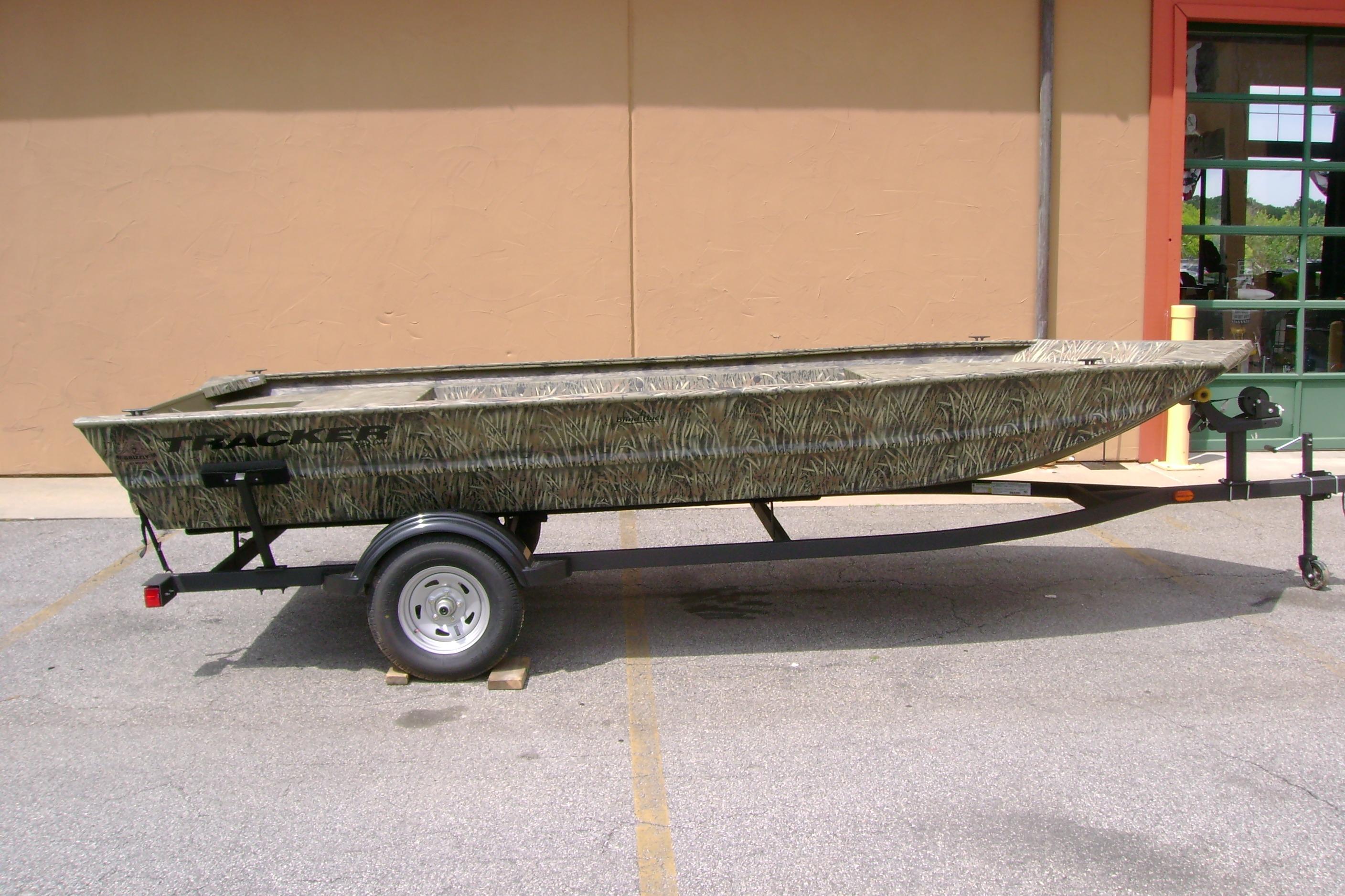 2026 Tracker Grizzly 1754 Utility