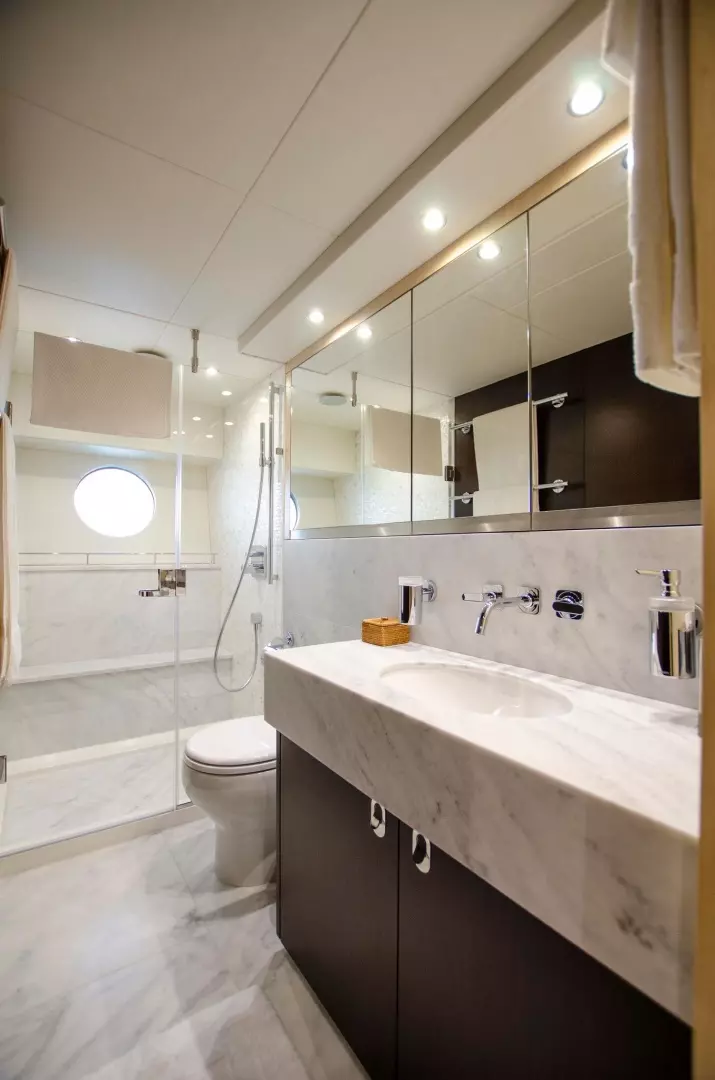 2018 Sunseeker 75 Yacht - Image 18