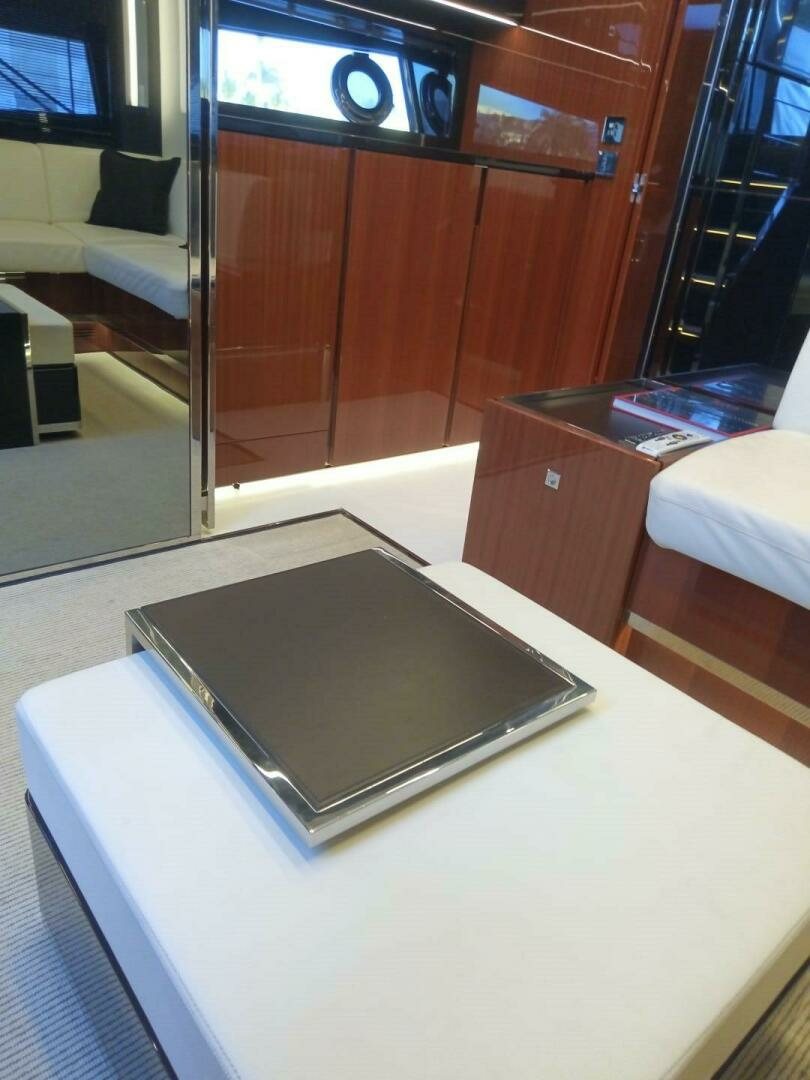 2019 Riva — - Image 21