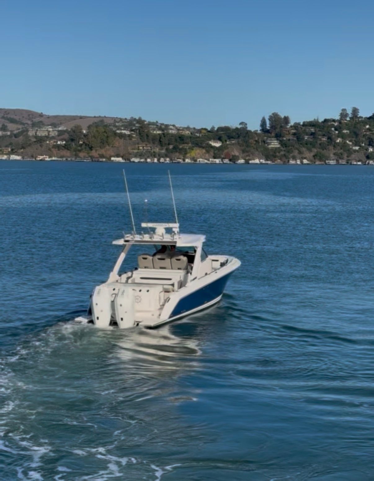 2024 Tiara Yachts 34 LS - 11