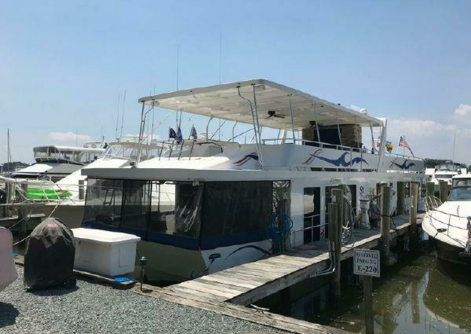 2017 Sumerset Houseboat - Image 152