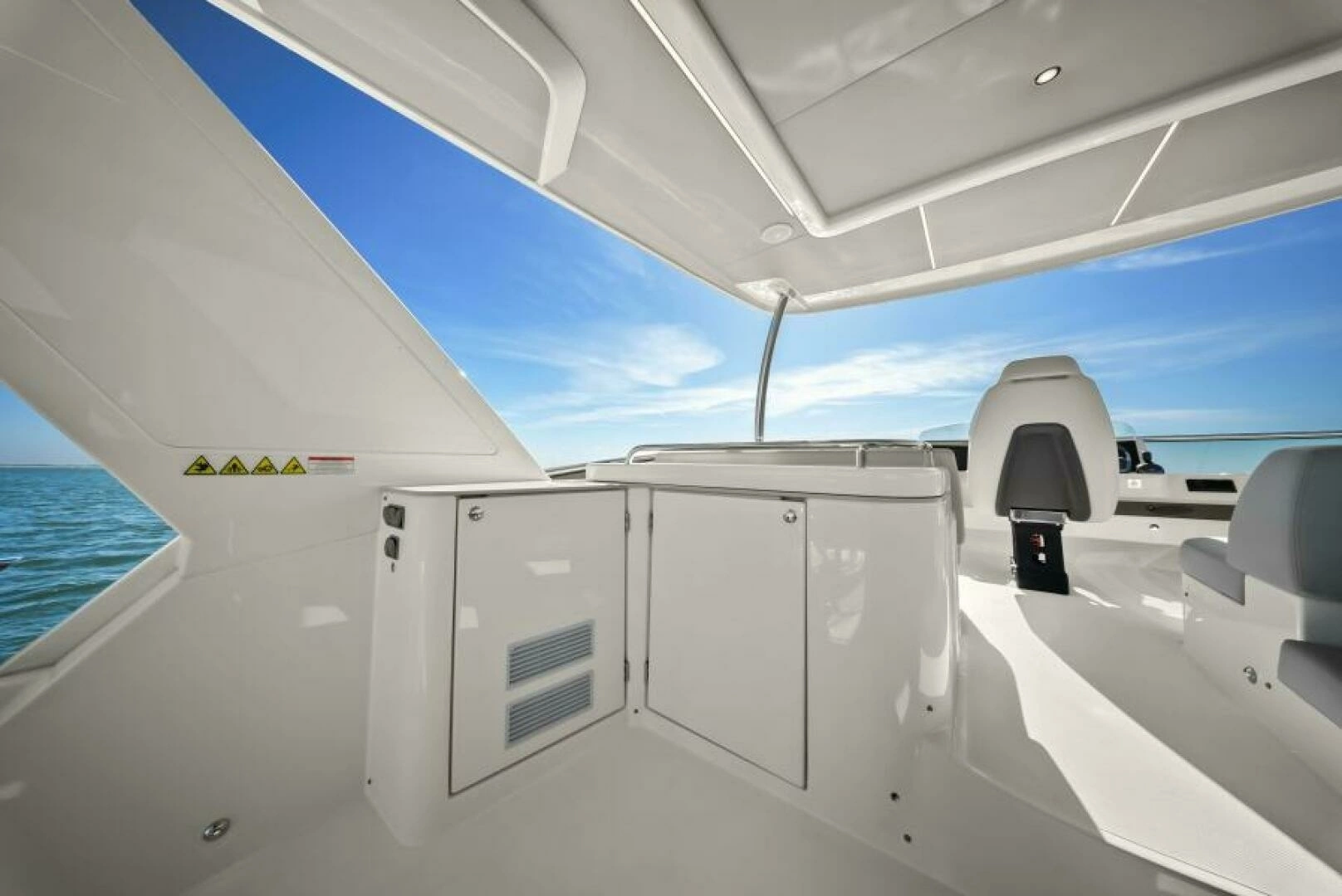 2025 Absolute Navetta 53 - Image 33