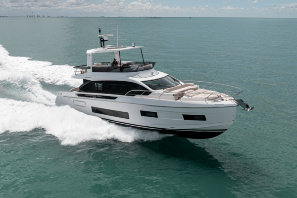 2026 Azimut Fly 62
