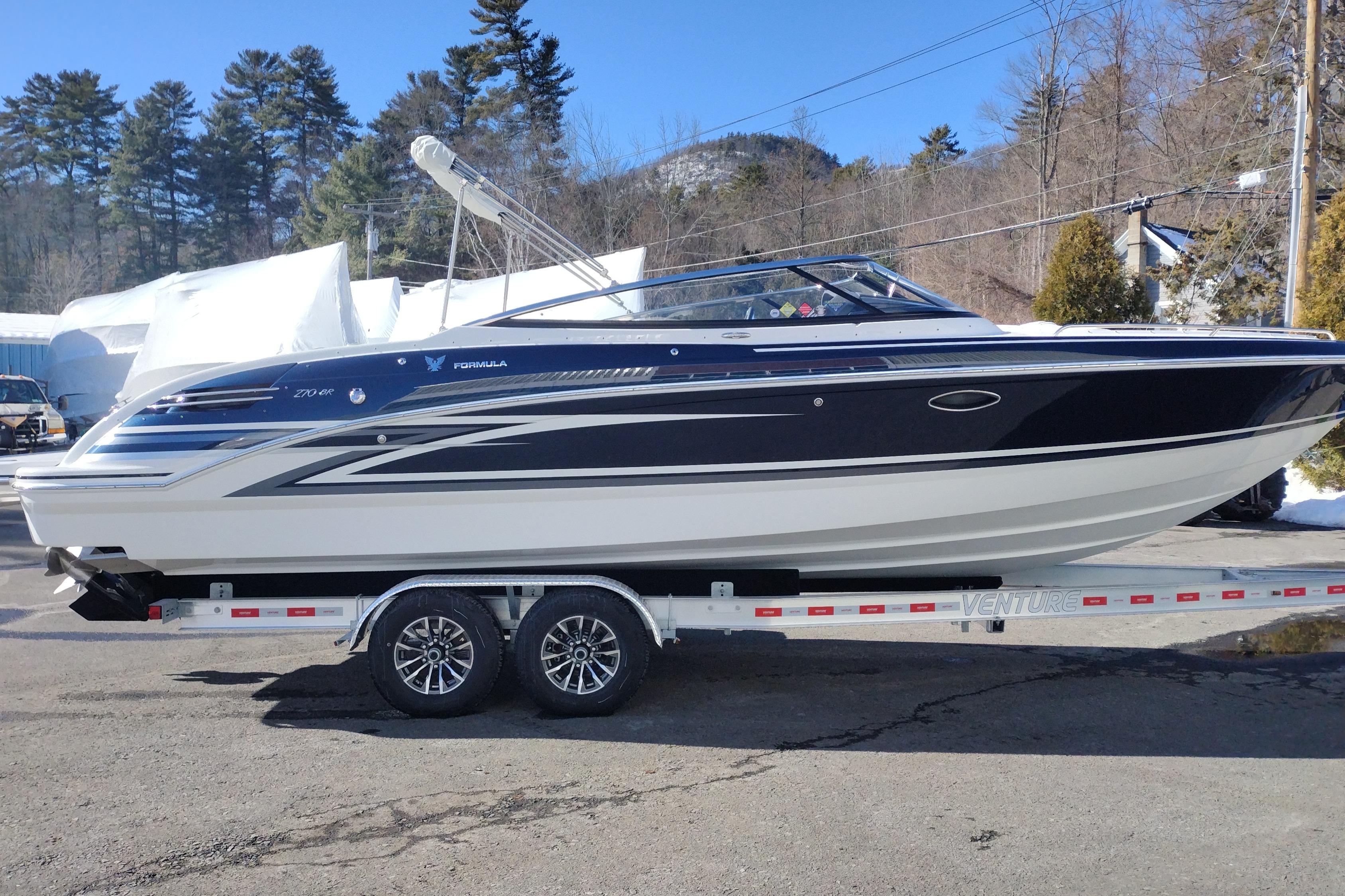 2026 Formula 270 Bowrider