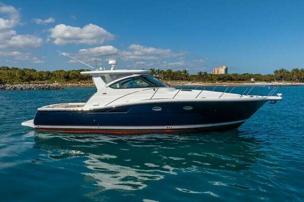 2004 Tiara Yachts 4200 Open