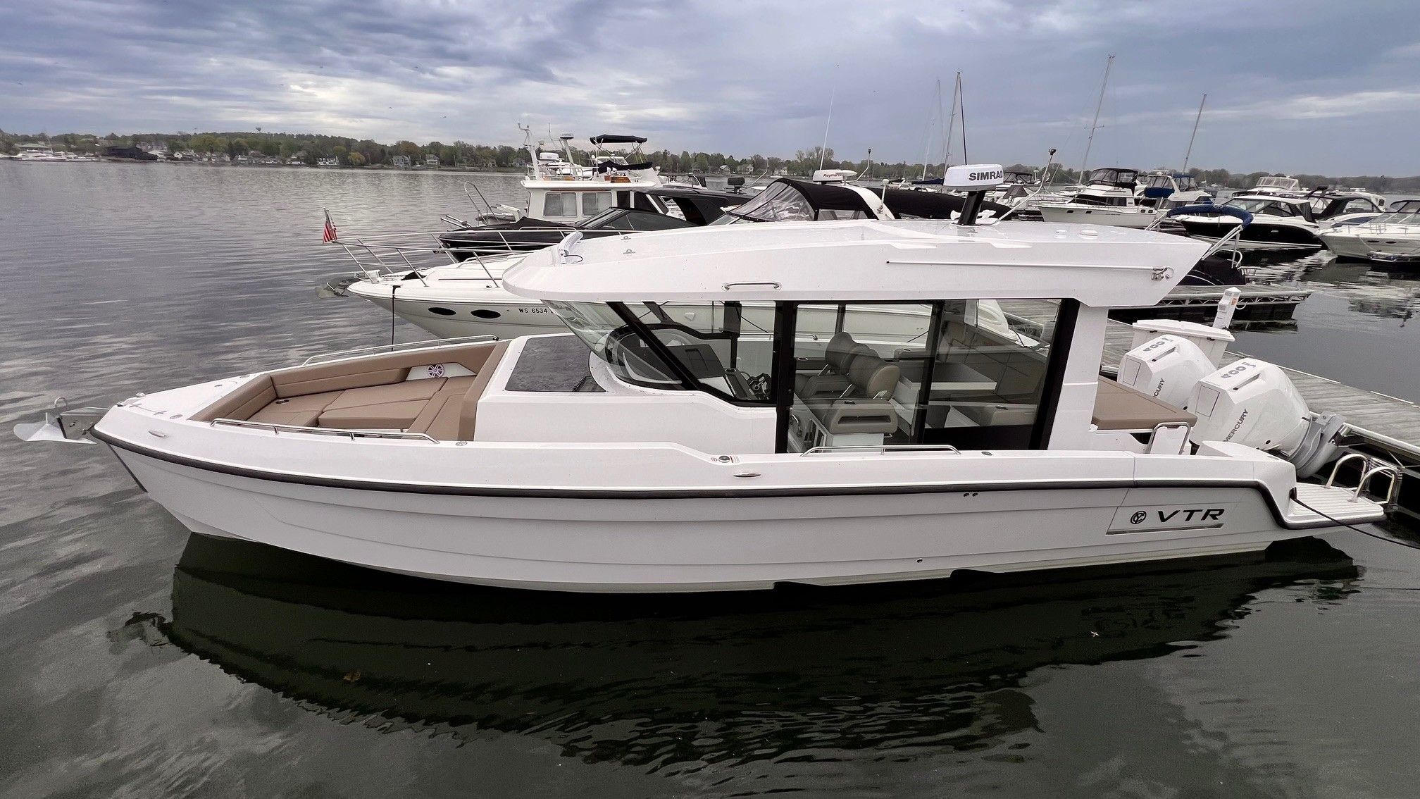 2026 Cruisers Yachts 38 VTR EC - 4