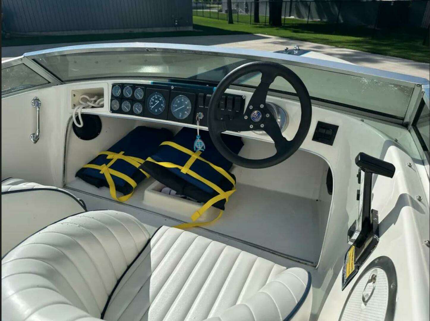 1986 Donzi 18 Classic - Image 7