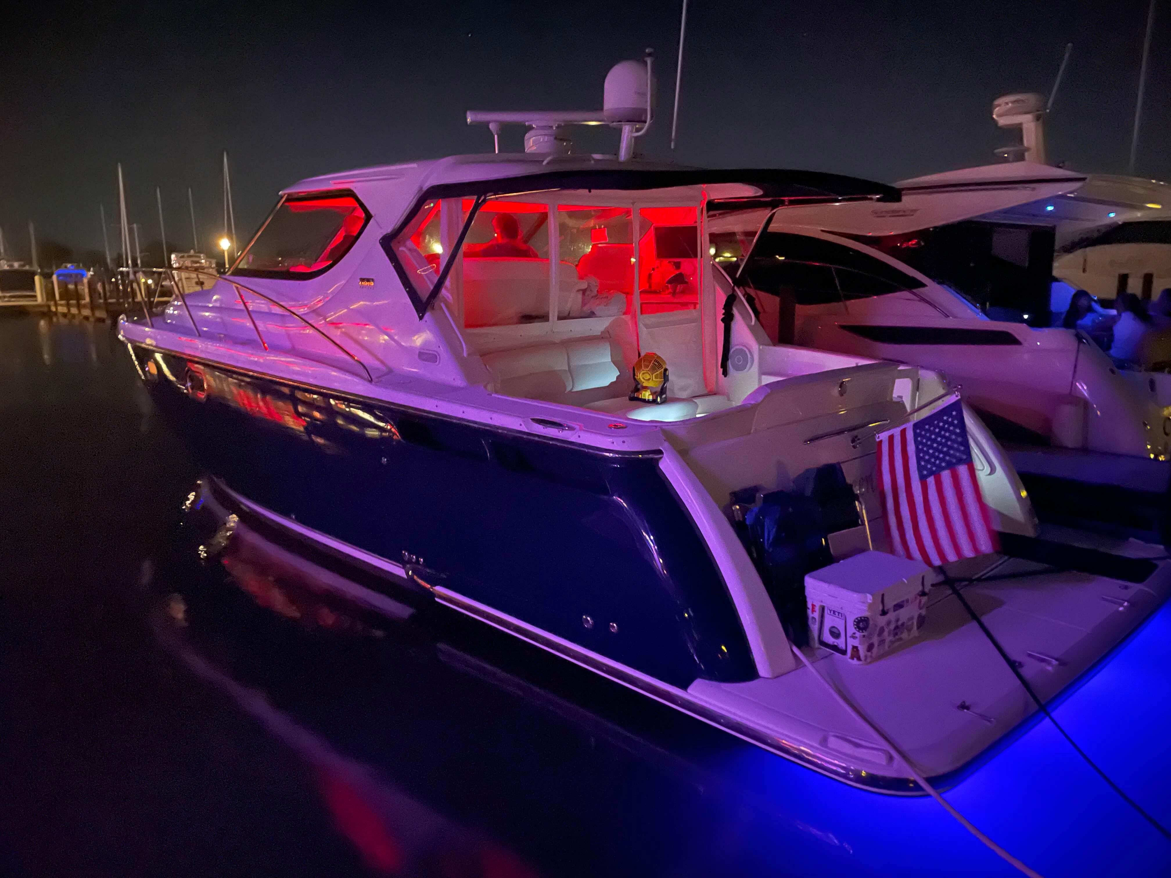 2009 Tiara Yachts 4300 Sovran