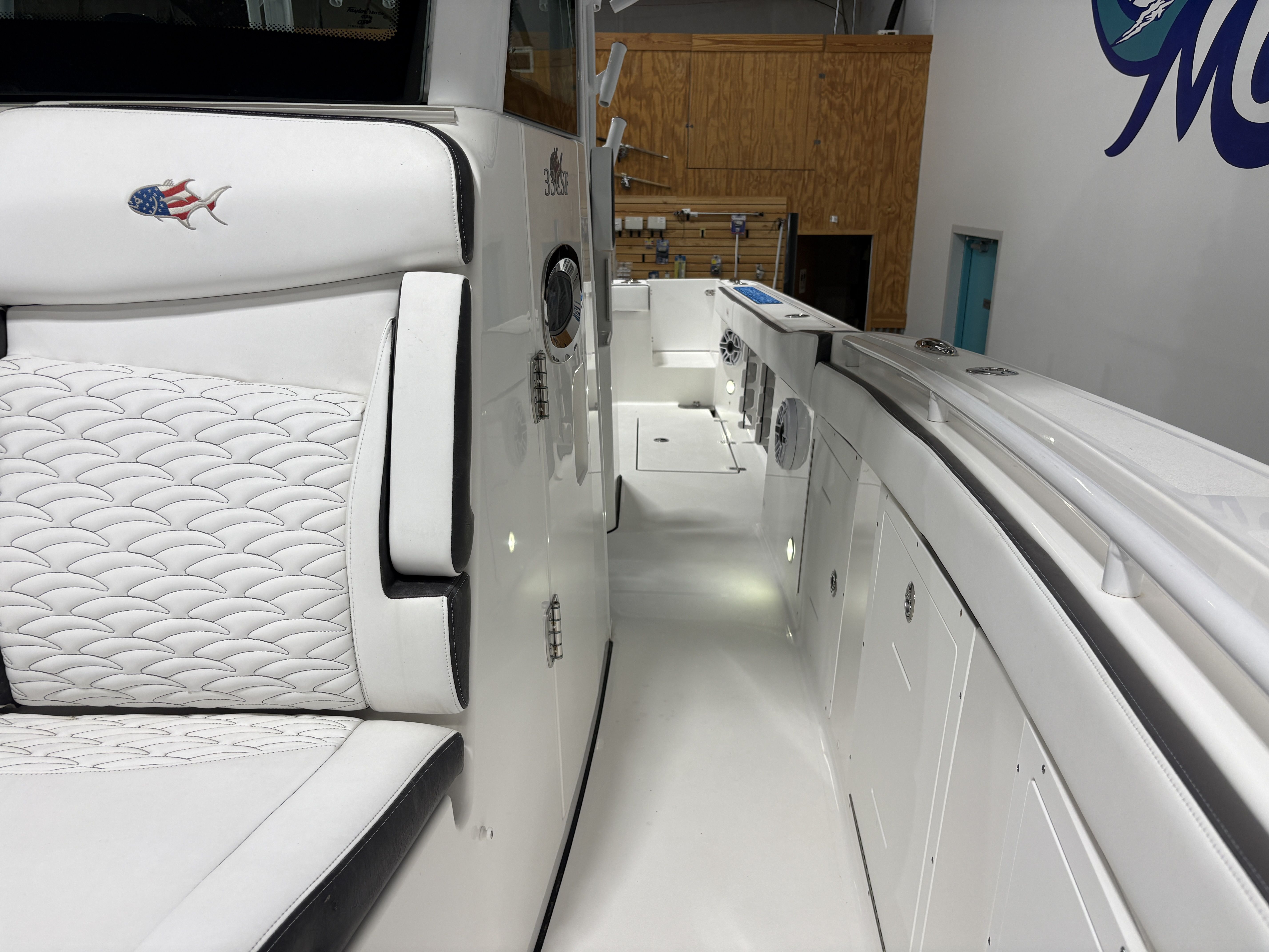 2023 Crevalle 33 CSF - 17
