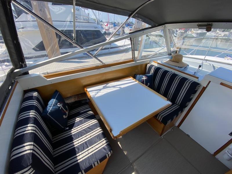 1977 Bertram 28 Moppie - 5