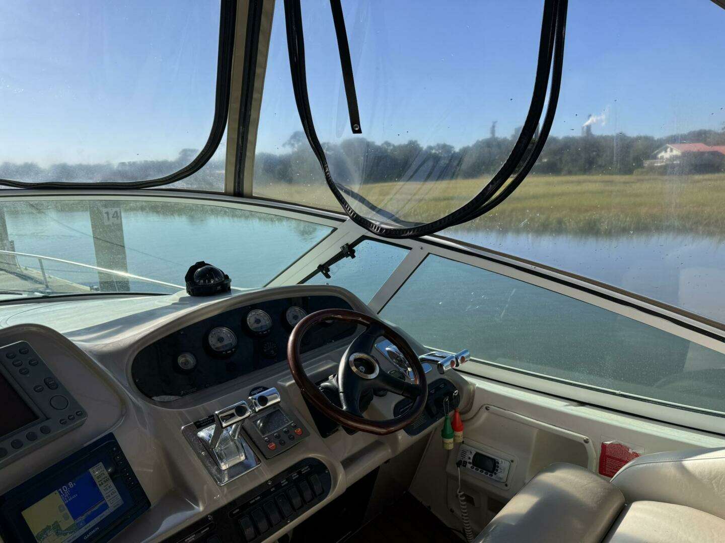 2003 Cruisers Yachts 3772 - Image 35