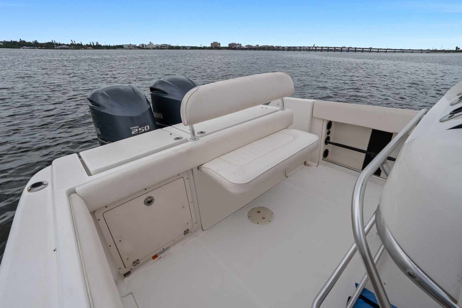 2013 Robalo R260 - Image 15