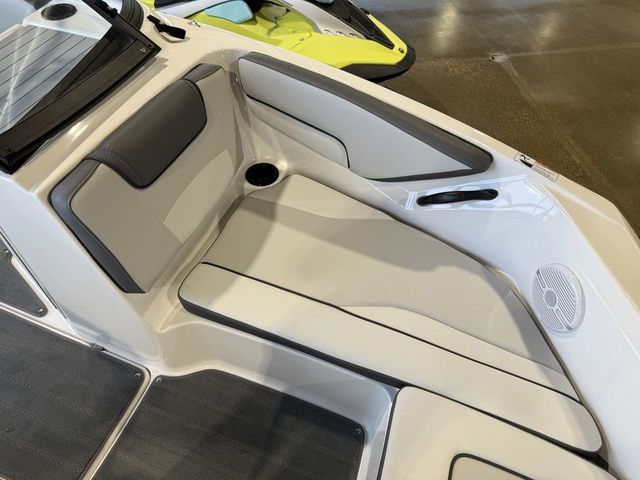2026 Yamaha Boats SX190 - 25