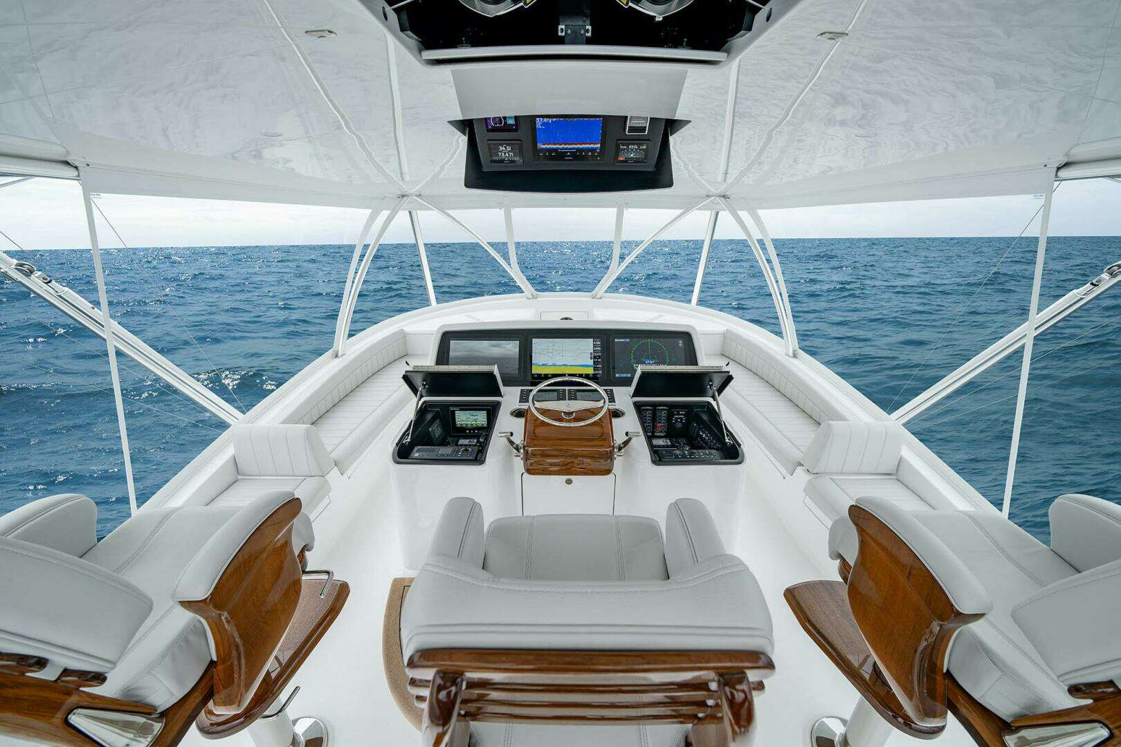 2027 Viking 74 Convertible - Image 8