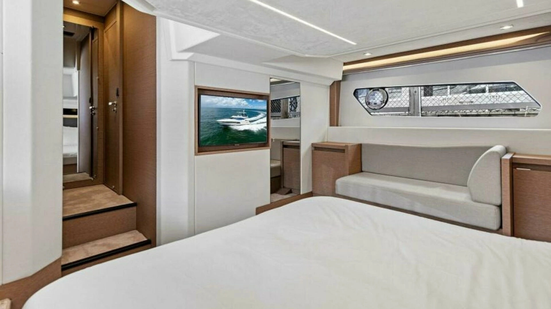 2025 Prestige 460 - Image 20