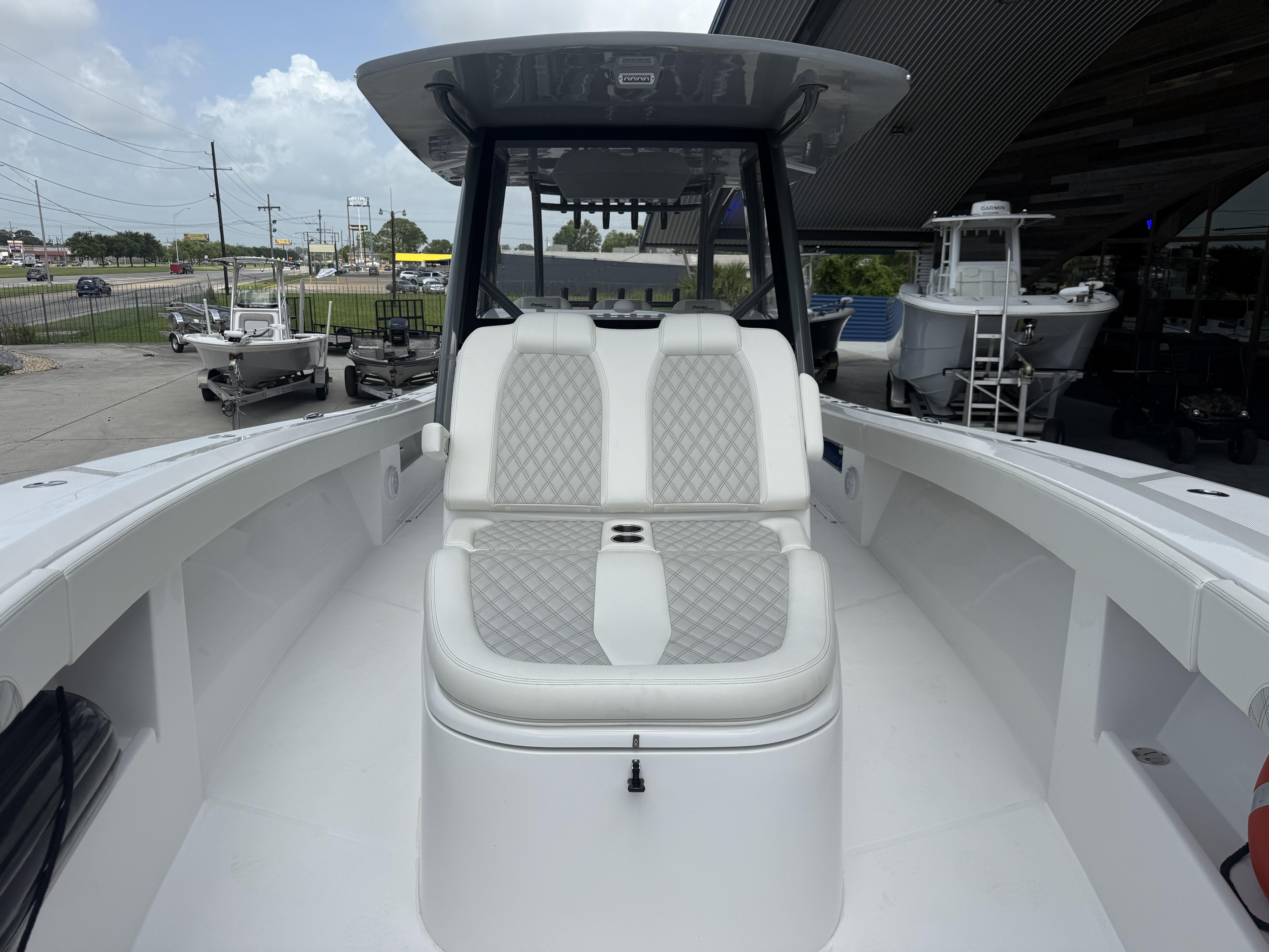 2024 Front Runner 39 CC boat with sleek seating and modern design.