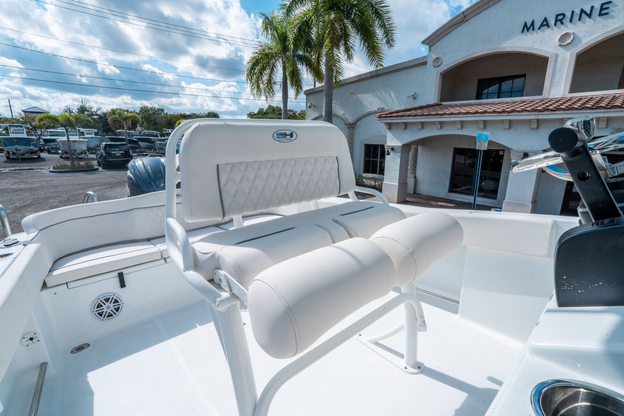 2026 Sea Hunt Ultra 234 - 16
