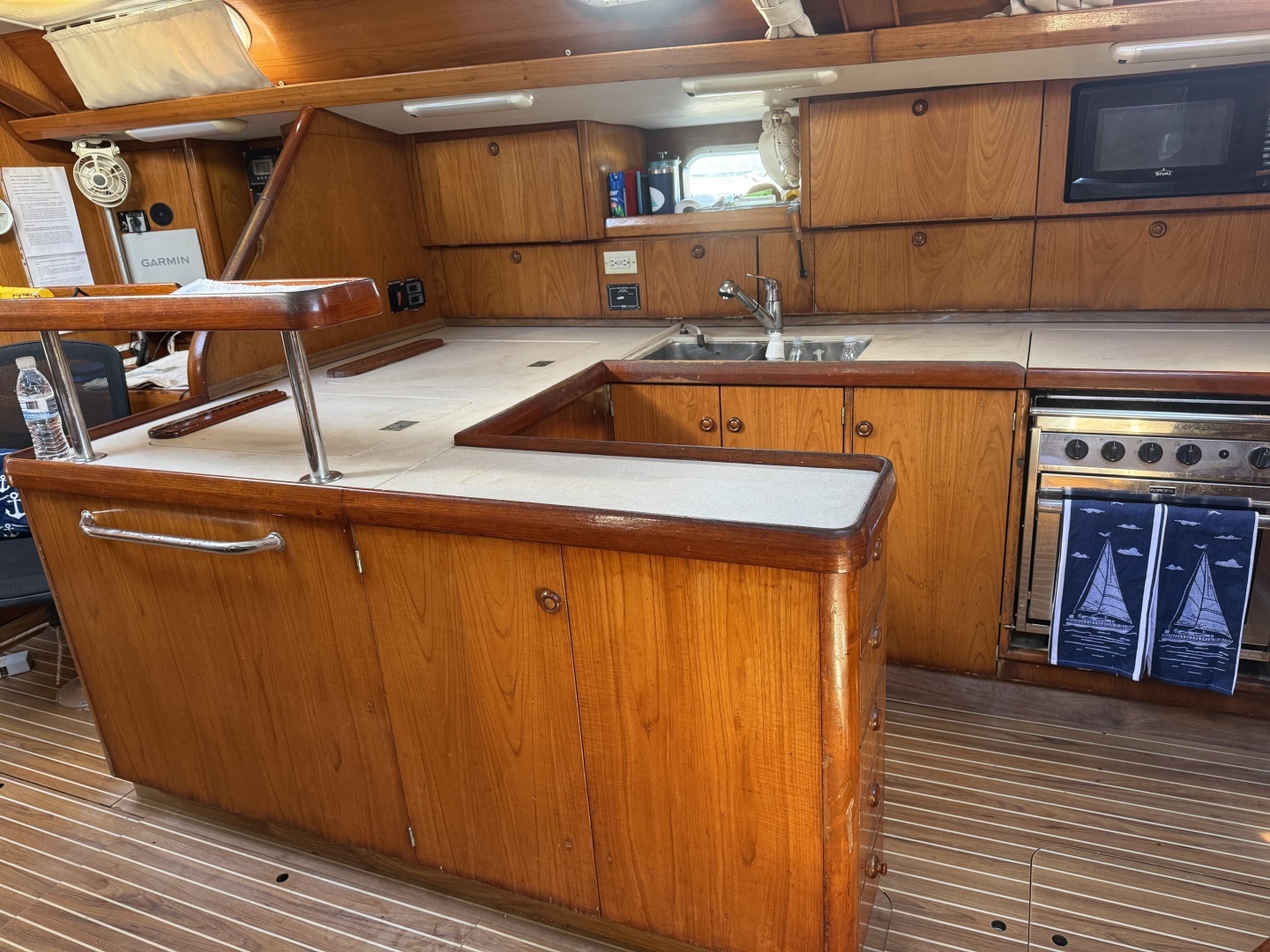 1996 Jeanneau Sun Odyssey 50 - Image 10