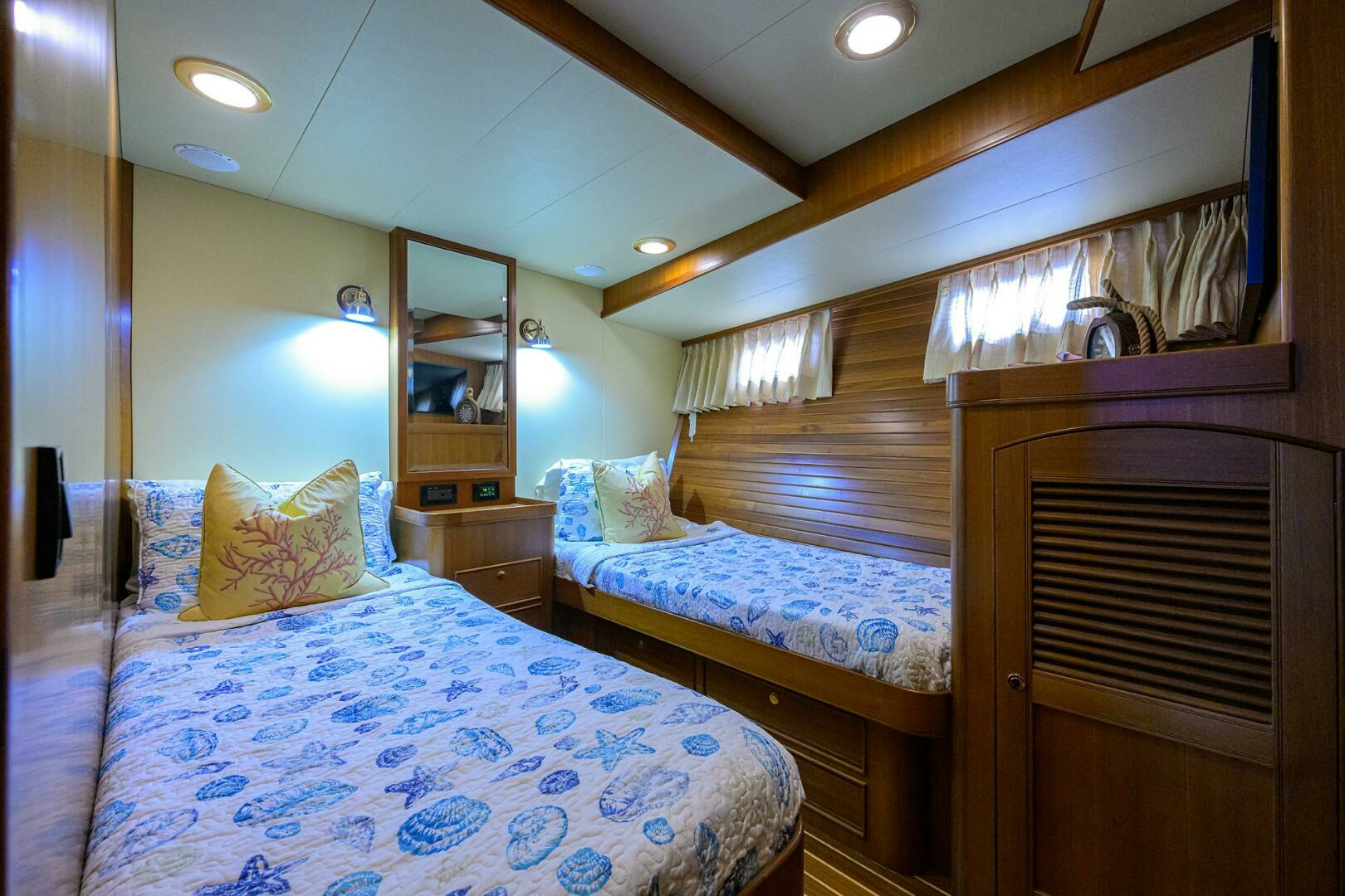 2011 Marlow 97 Explorer - Image 31