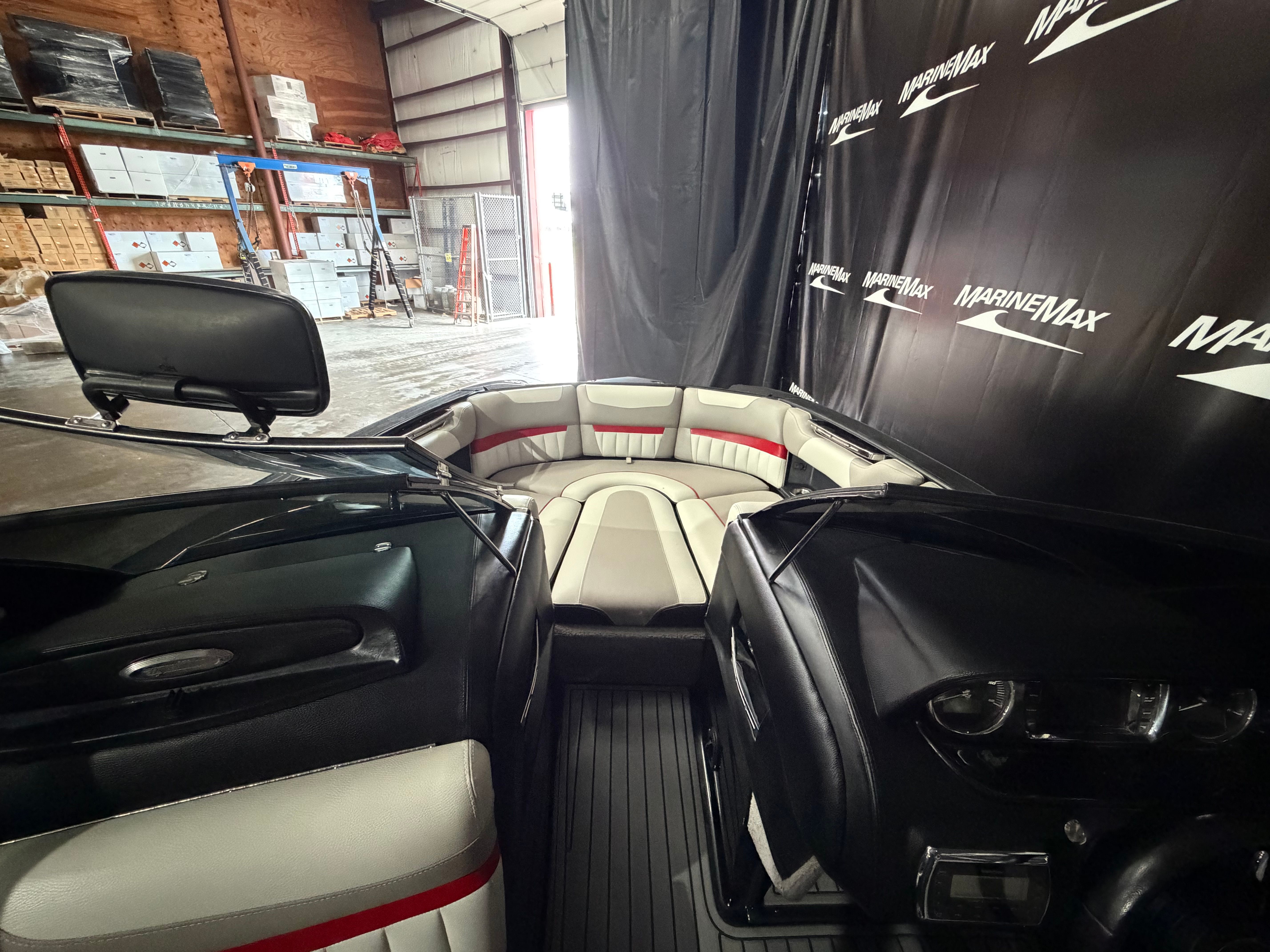 2014 Malibu Wakesetter 24 MXZ - 38