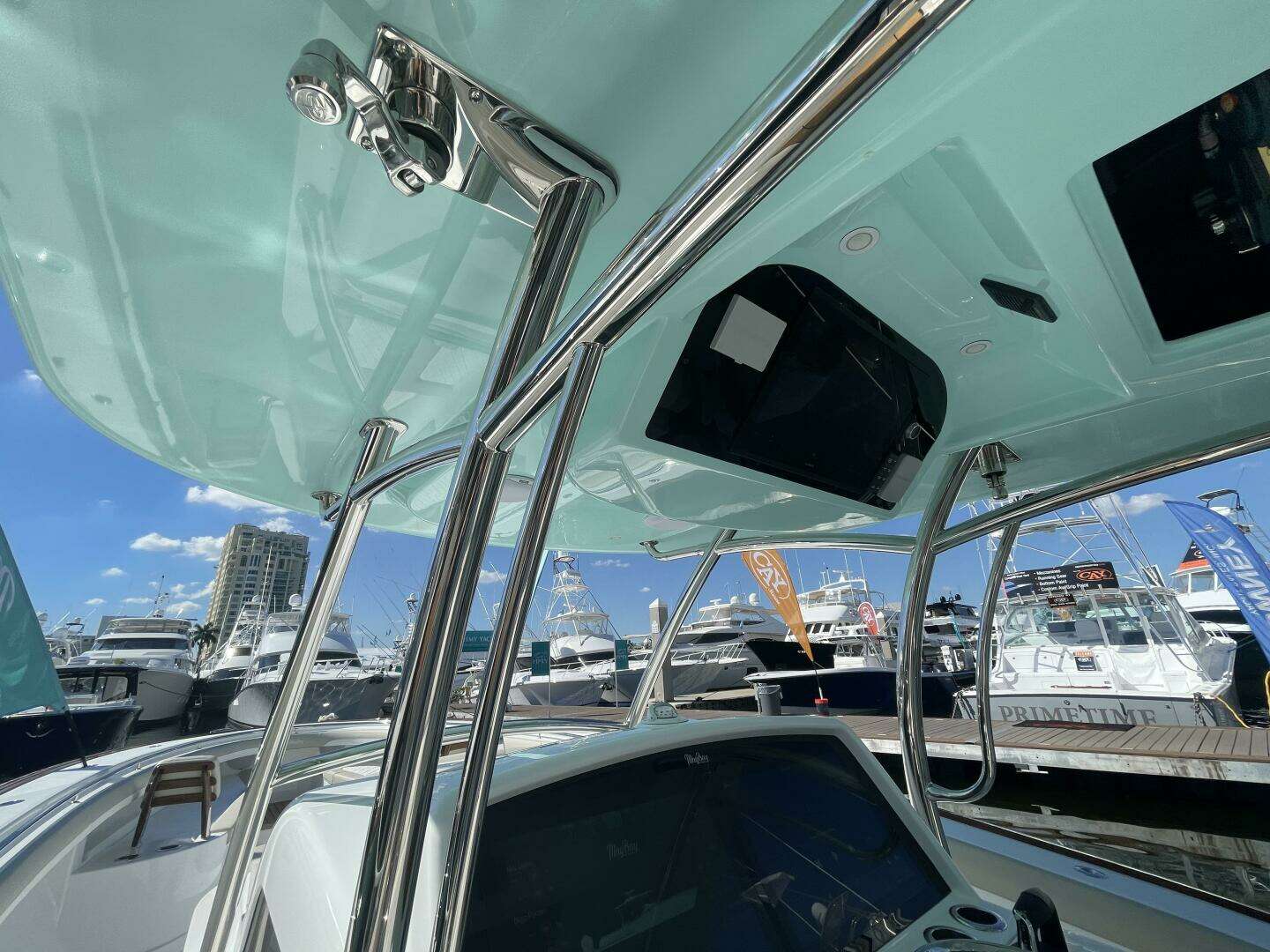 2026 Mag Bay 43 Center Console - Image 69
