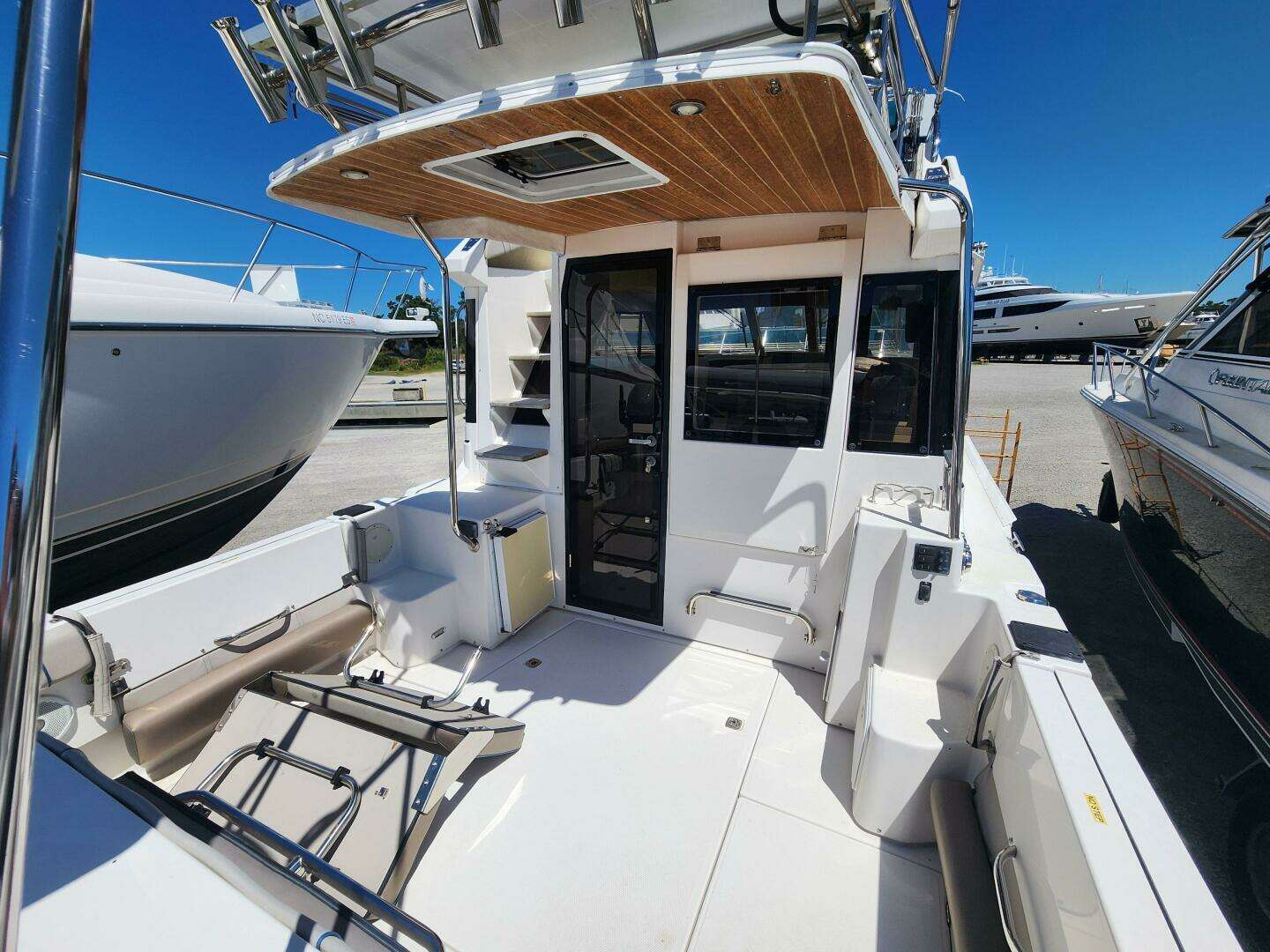 2020 Cutwater C-32 CB - Image 4