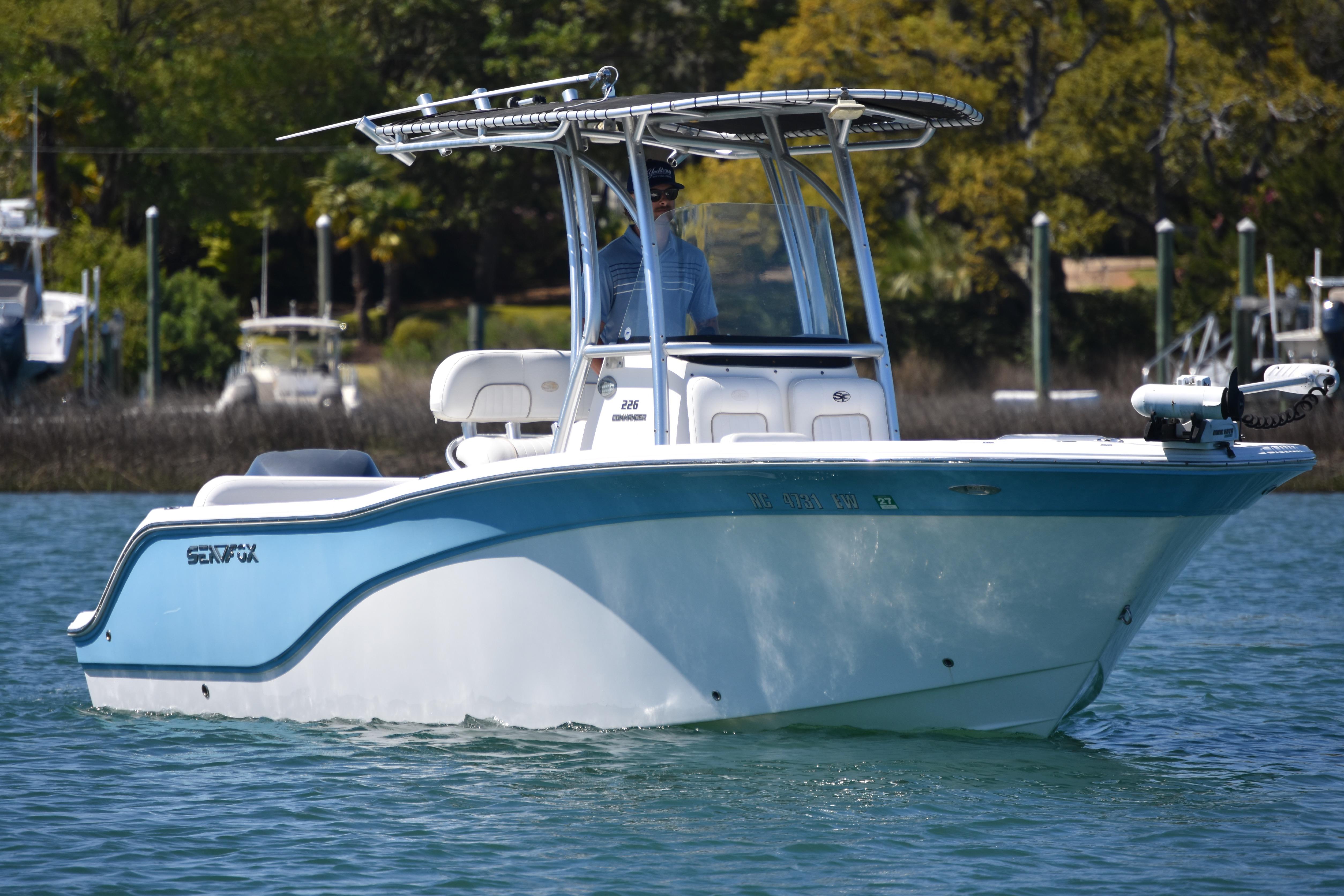 2014 Sea Fox 226 Commander