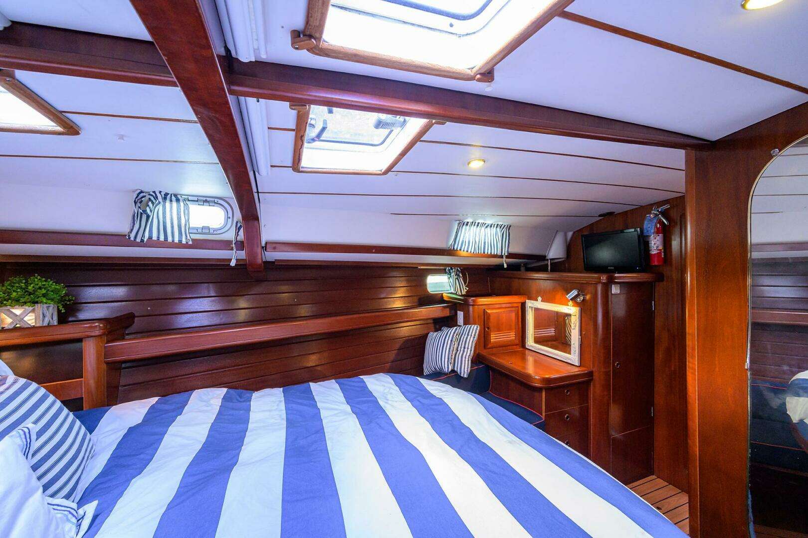 2003 Beneteau Beneteau 50 - Image 24