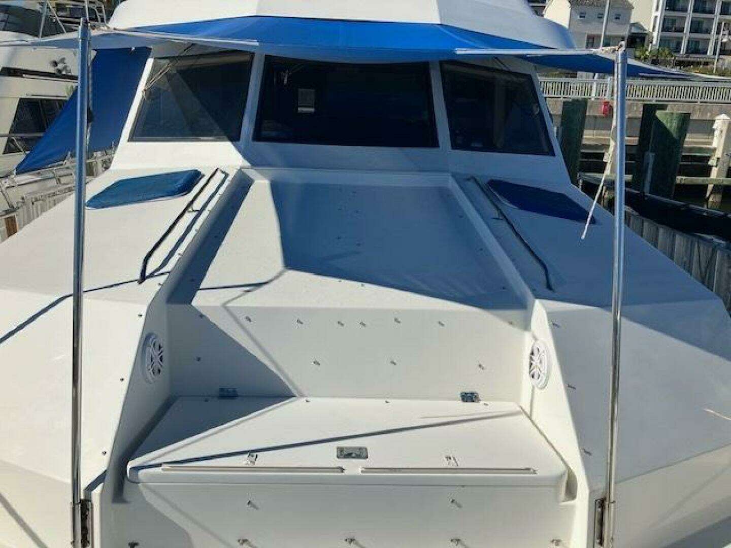 1996 Hatteras Sport Deck - Image 10