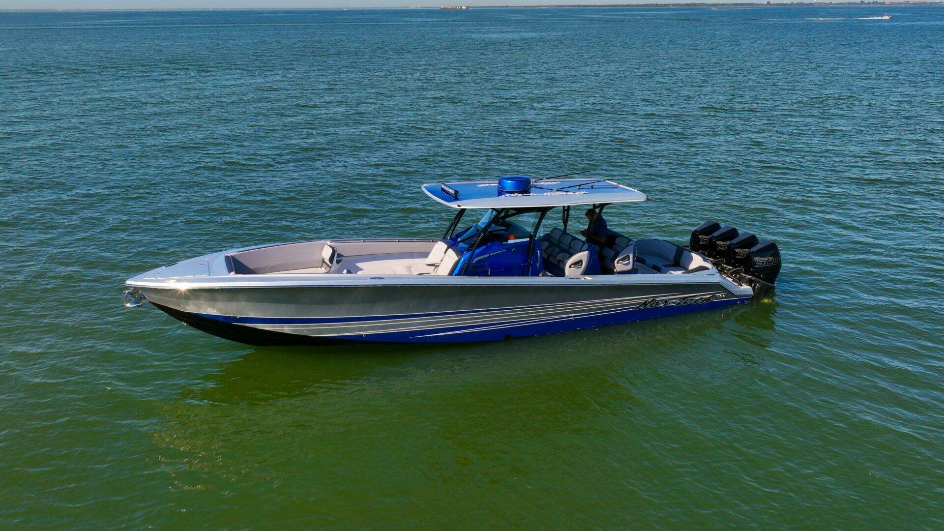 2024 Nor-Tech 390 Sport Center Console - Image 7