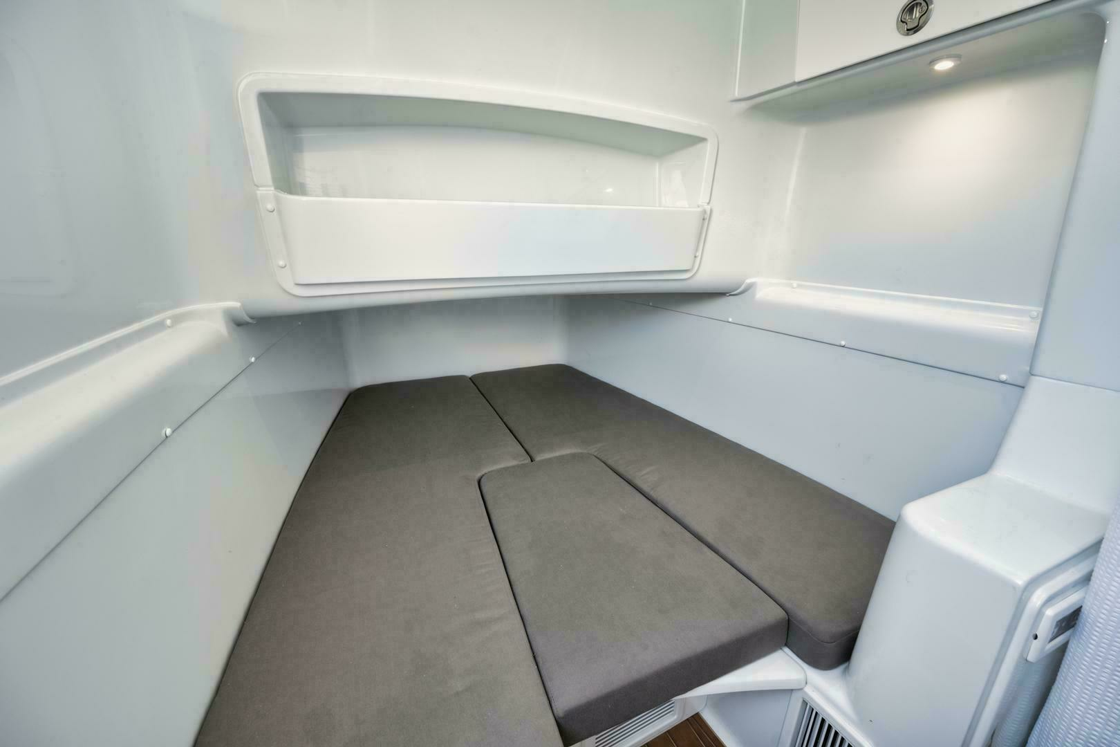 2026 Yellowfin 42 Offshore - Image 26