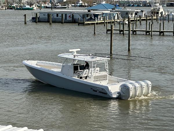 2020 Contender 44 ST - 2