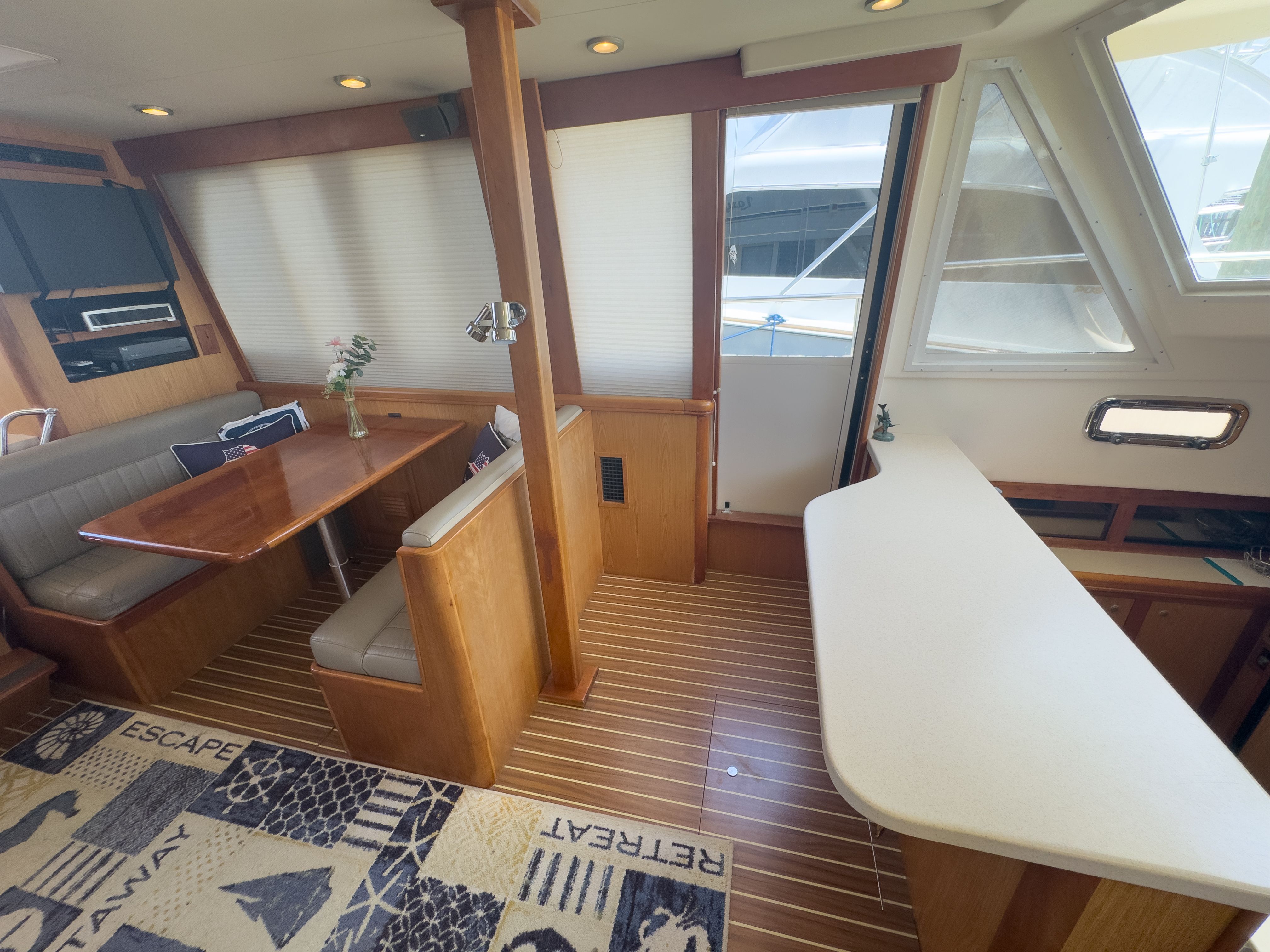 2006 Mainship 43 Trawler - 29