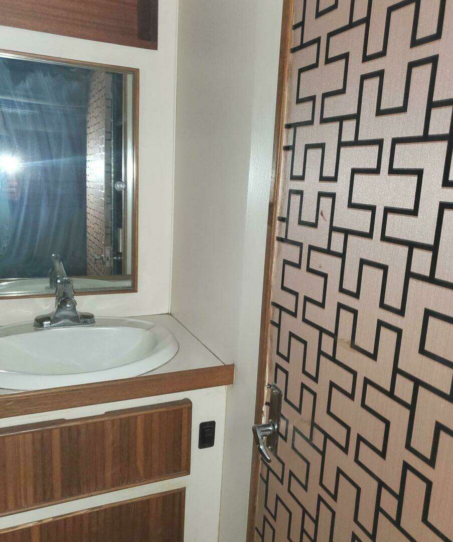 1988 Bertram 37 Convertible - Image 7