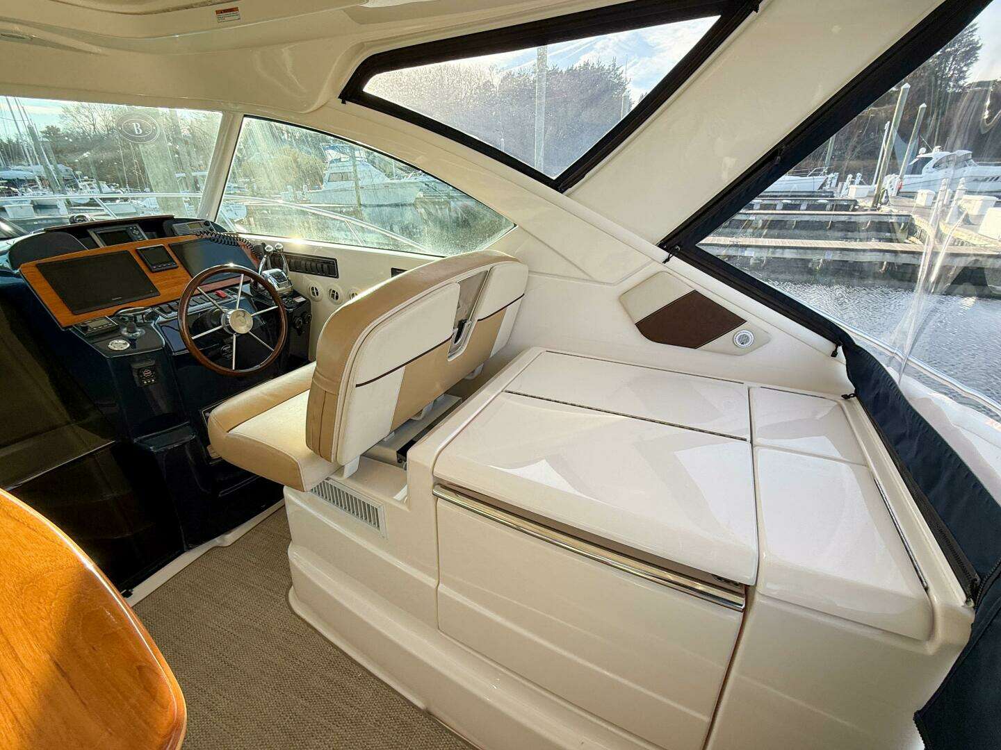 2013 Tiara Yachts 3600 Coronet - Image 16