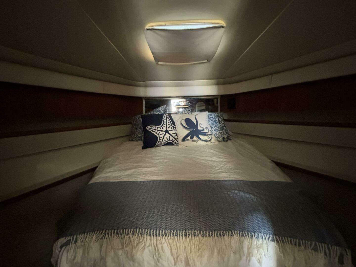 1993 Tiara Yachts 4300 Convertible - Image 36