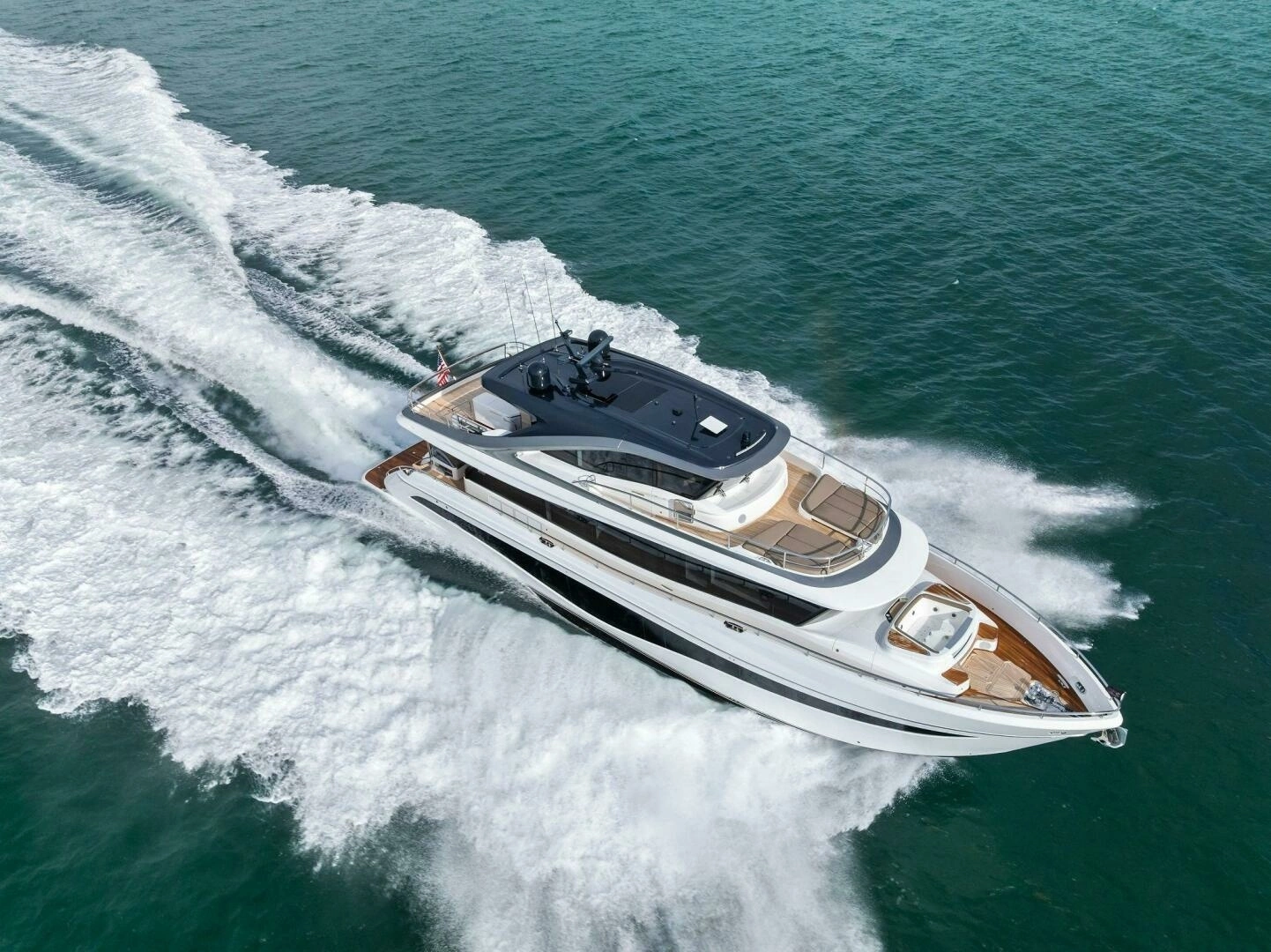 2024 Princess X80 - Image 155