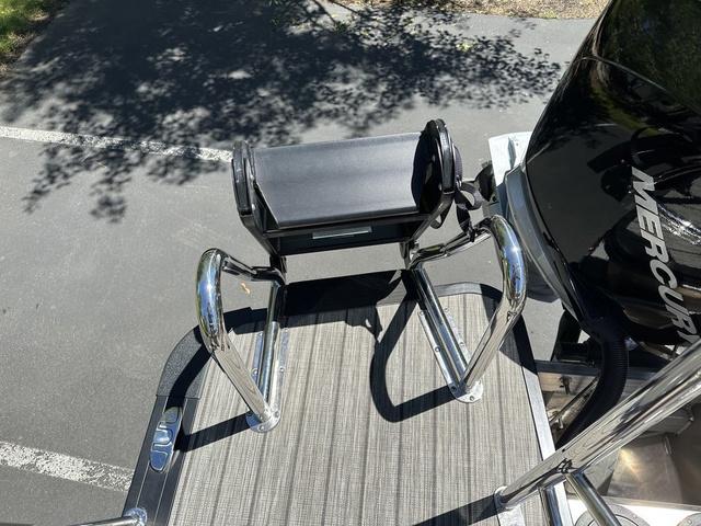 2025 Harris Solstice 230 SL - 21