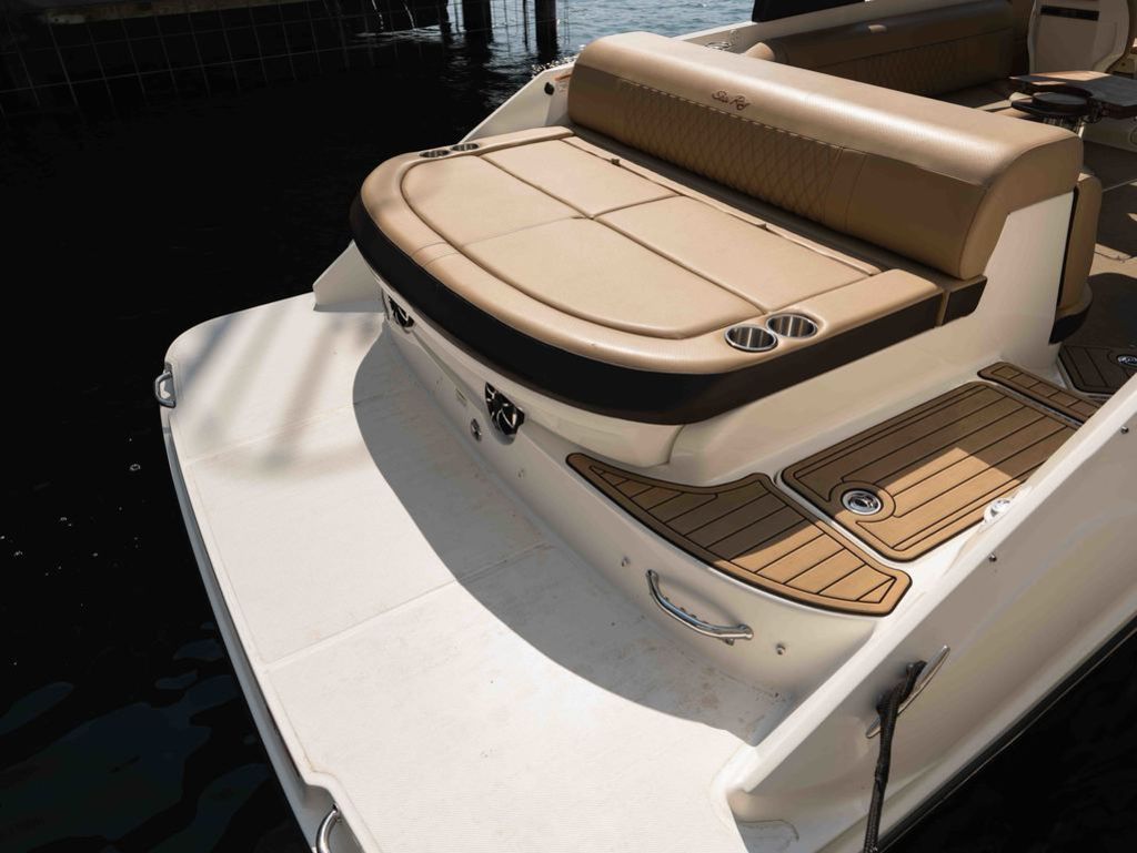2019 Sea Ray SLX 280 - 8