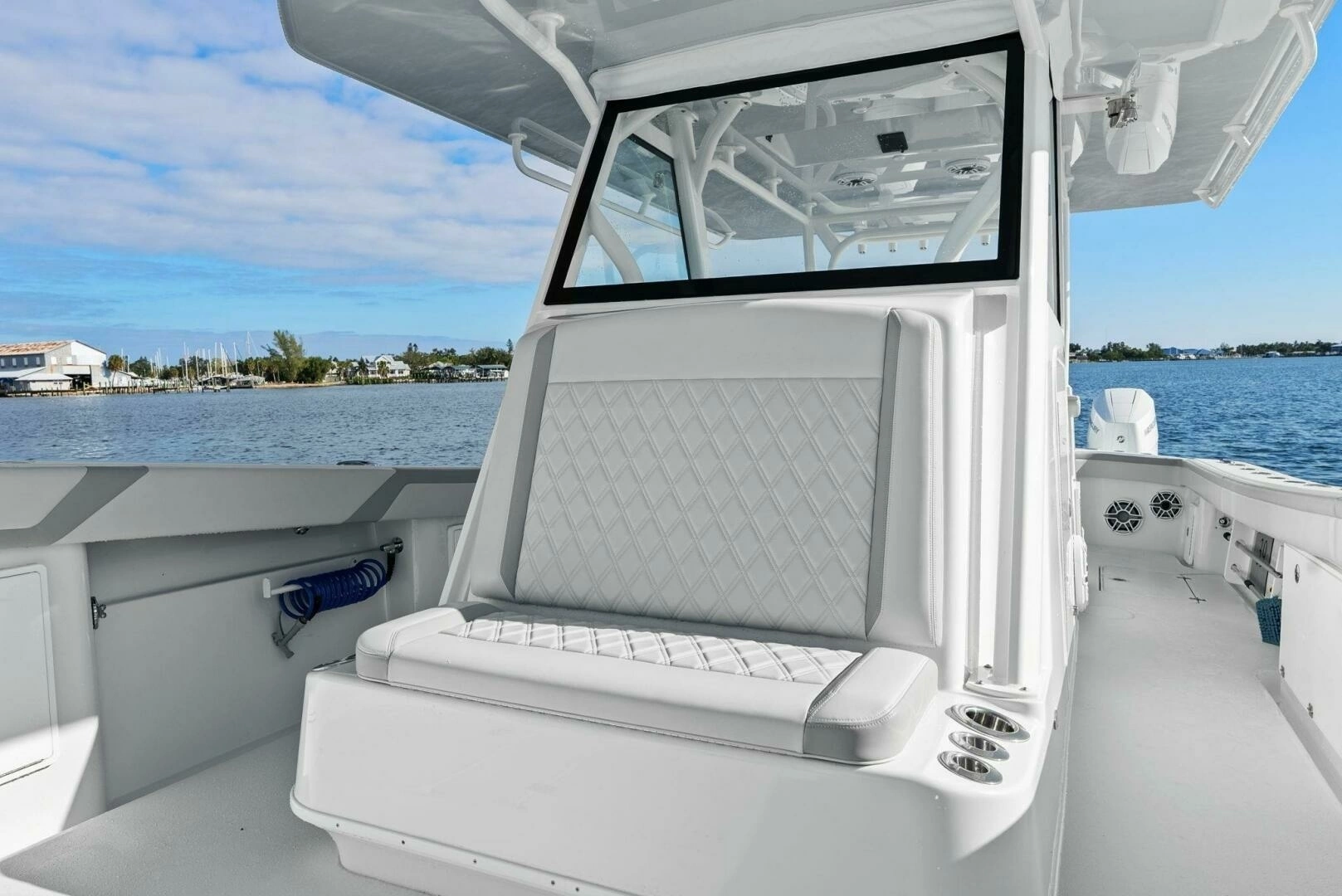 2023 Yellowfin 39 Offshore - Image 20