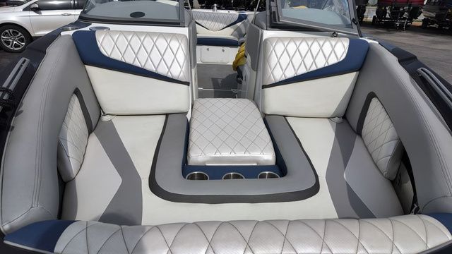 2014 Tigé RZ2 - 9