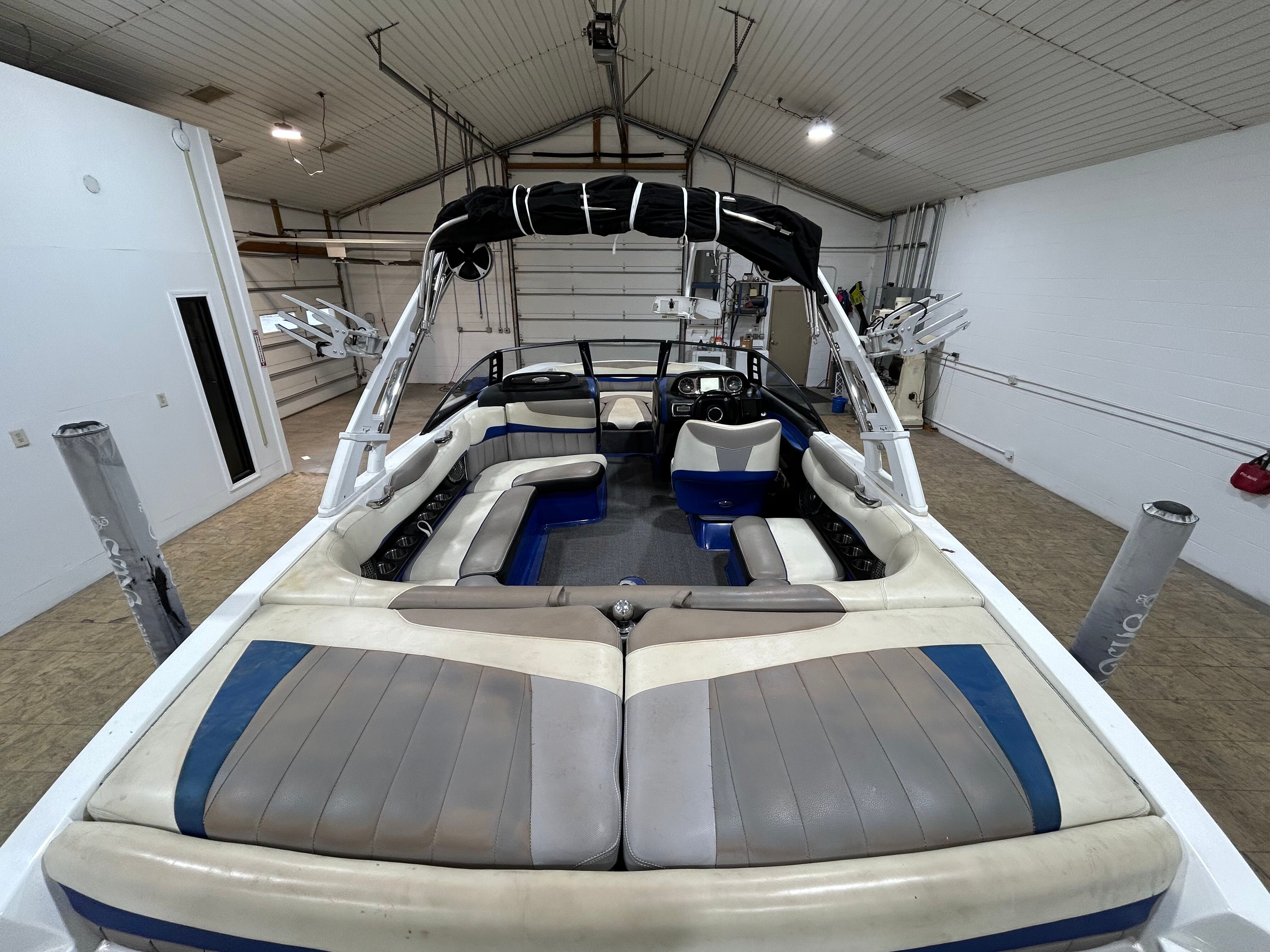 2013 MALIBU 22 MXZ - Image 12