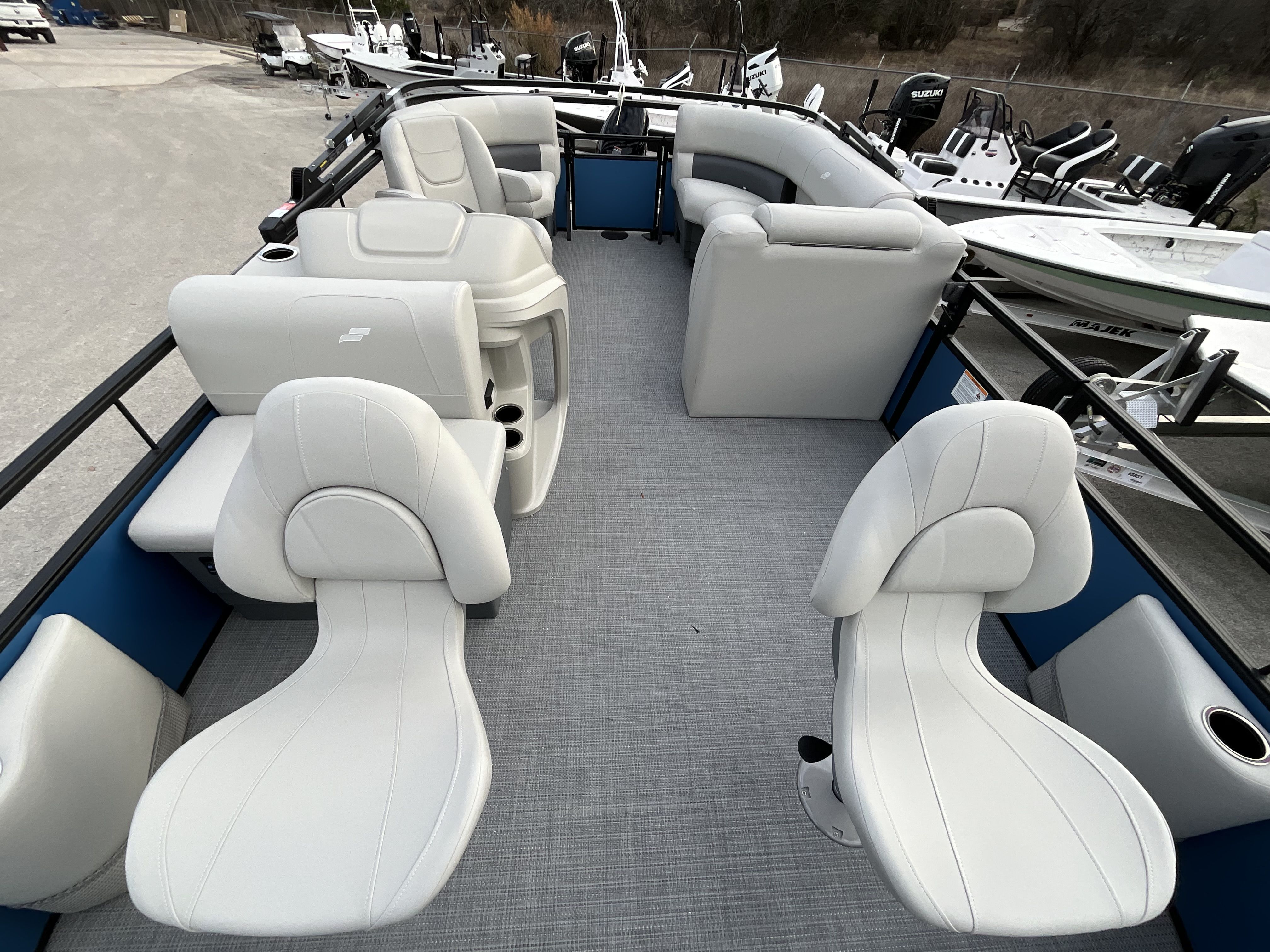 2026 Starcraft LX - 9