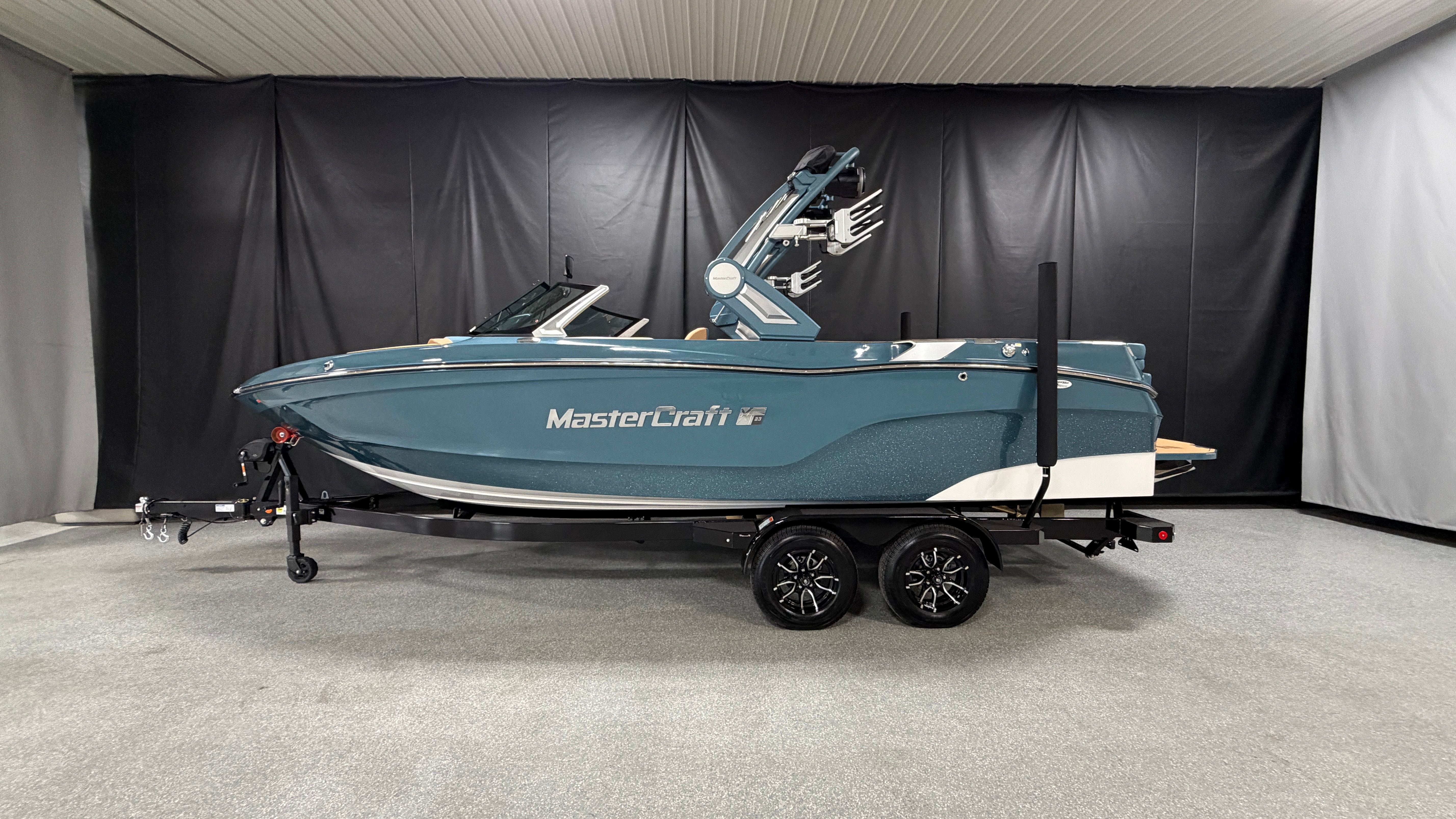 2026 MasterCraft XT23